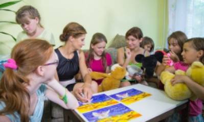 Марина Порошенко відвідала дітей, які були евакуйовані зі східних областей України
