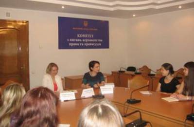 Гриневич зустрілась з активною молоддю в рамках Програми підтримки молодіжного жіночого лідерства "Перший крок до успіху"