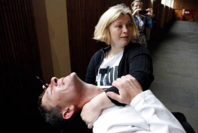 Жінки-депутатки від УДАРу пропонують збільшити кількість годин з надання першої медичної допомоги і військової підготовки у школах та вузах